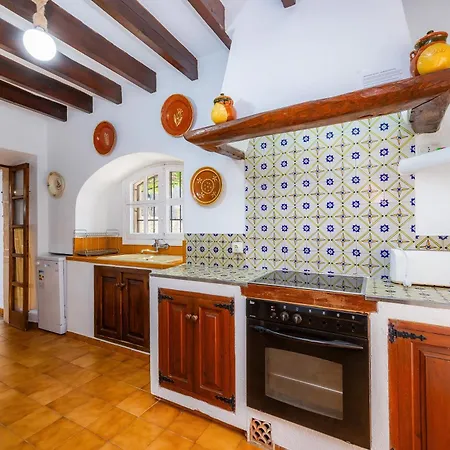 Piedra Villa Pollenca