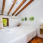 Villa Piedra